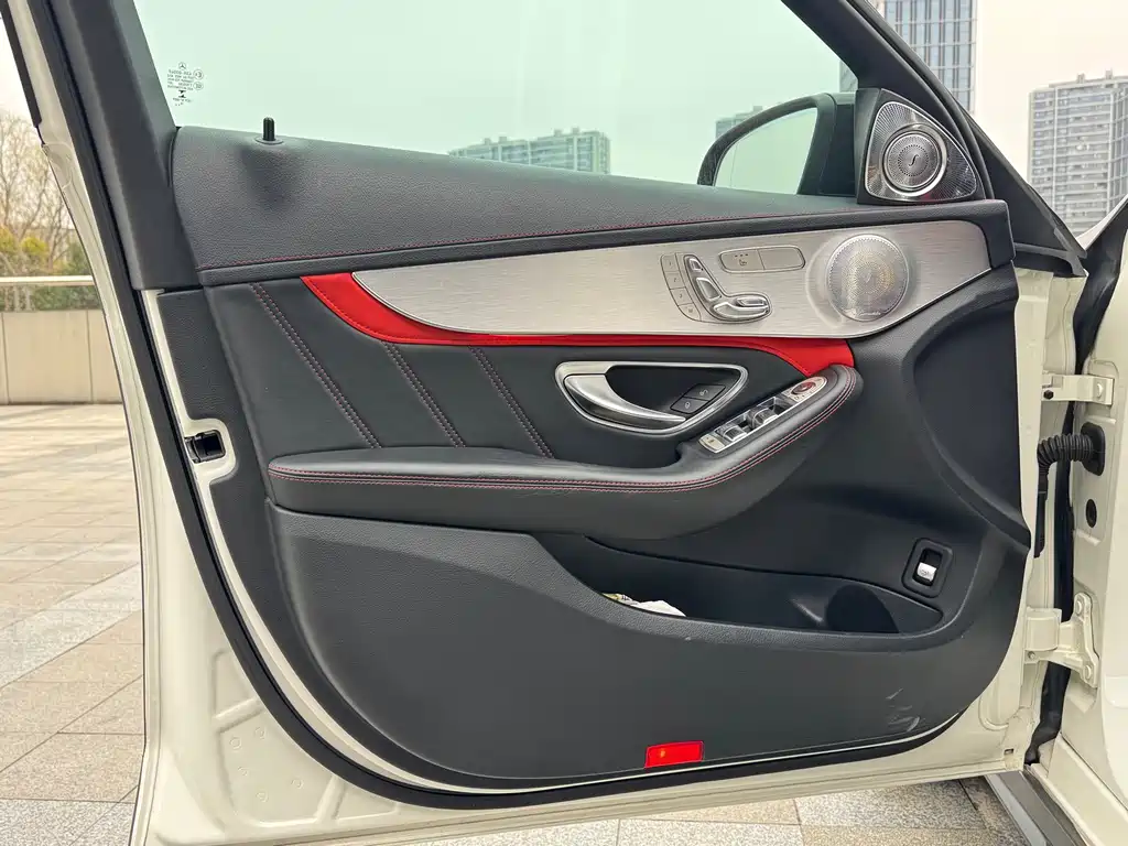 MERCEDES-BENZ C CLASS AMG