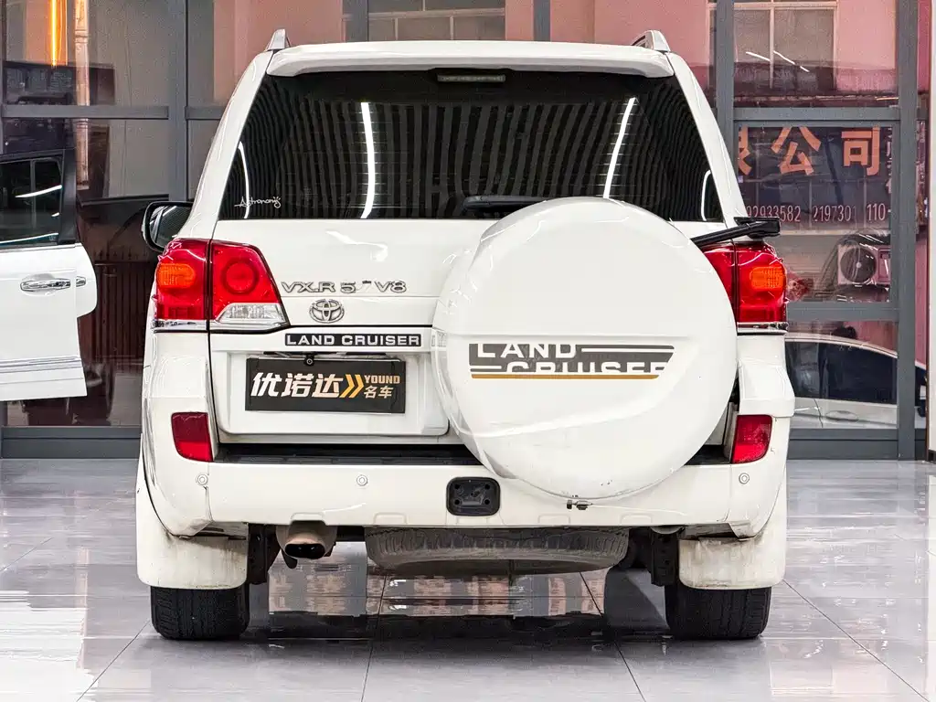 Toyota Land Cruiser — миниатюра 3