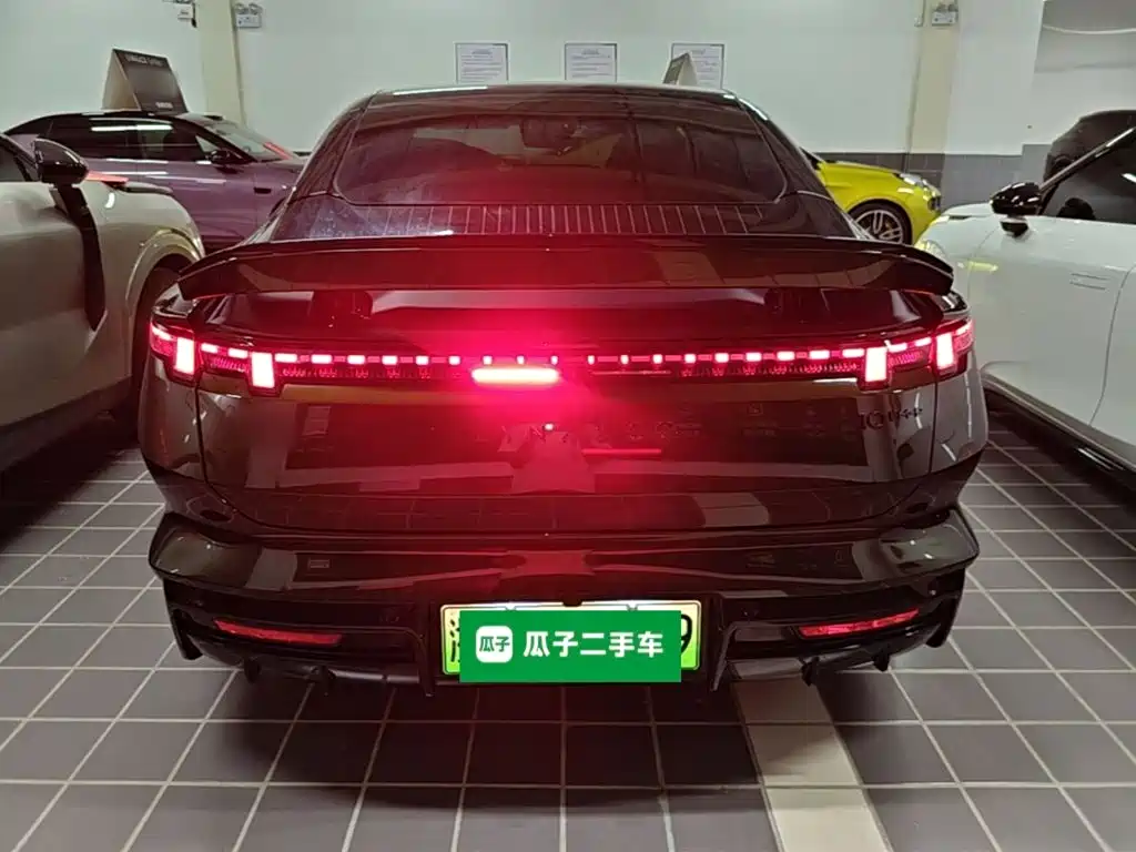 Lynk & Co 10 — миниатюра 6