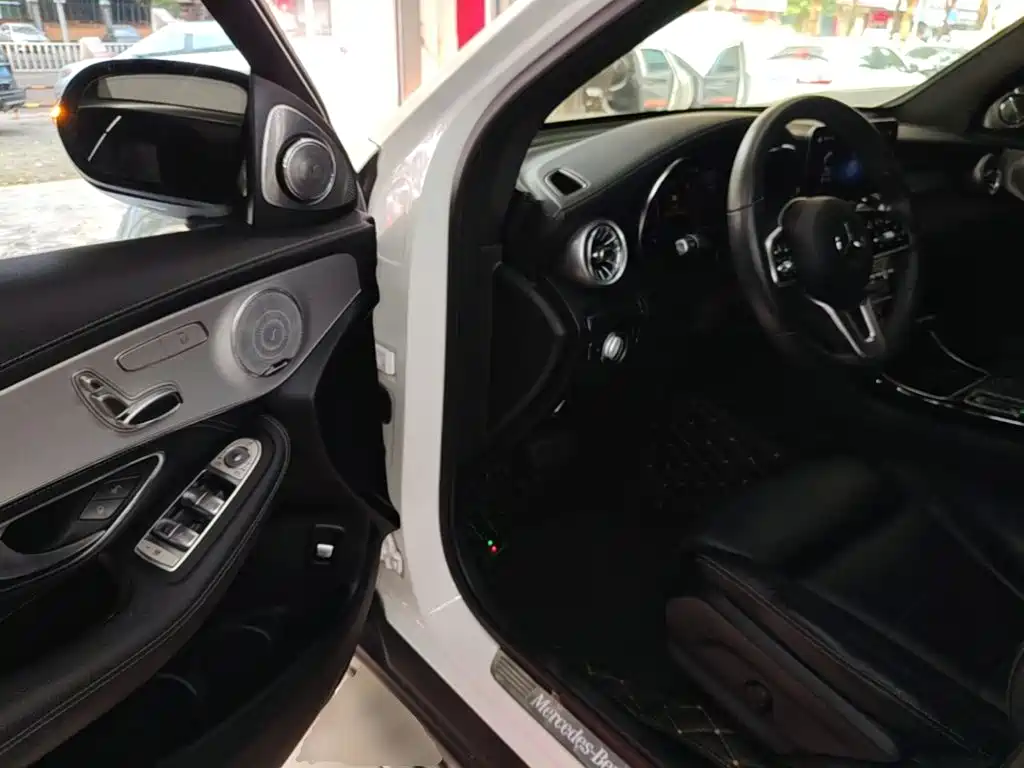 Mercedes-Benz GLC — миниатюра 16