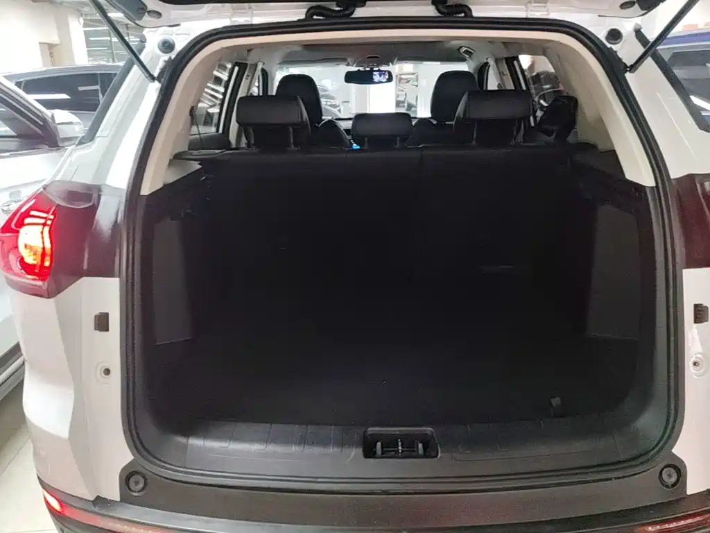 Geely Boyue — миниатюра 19