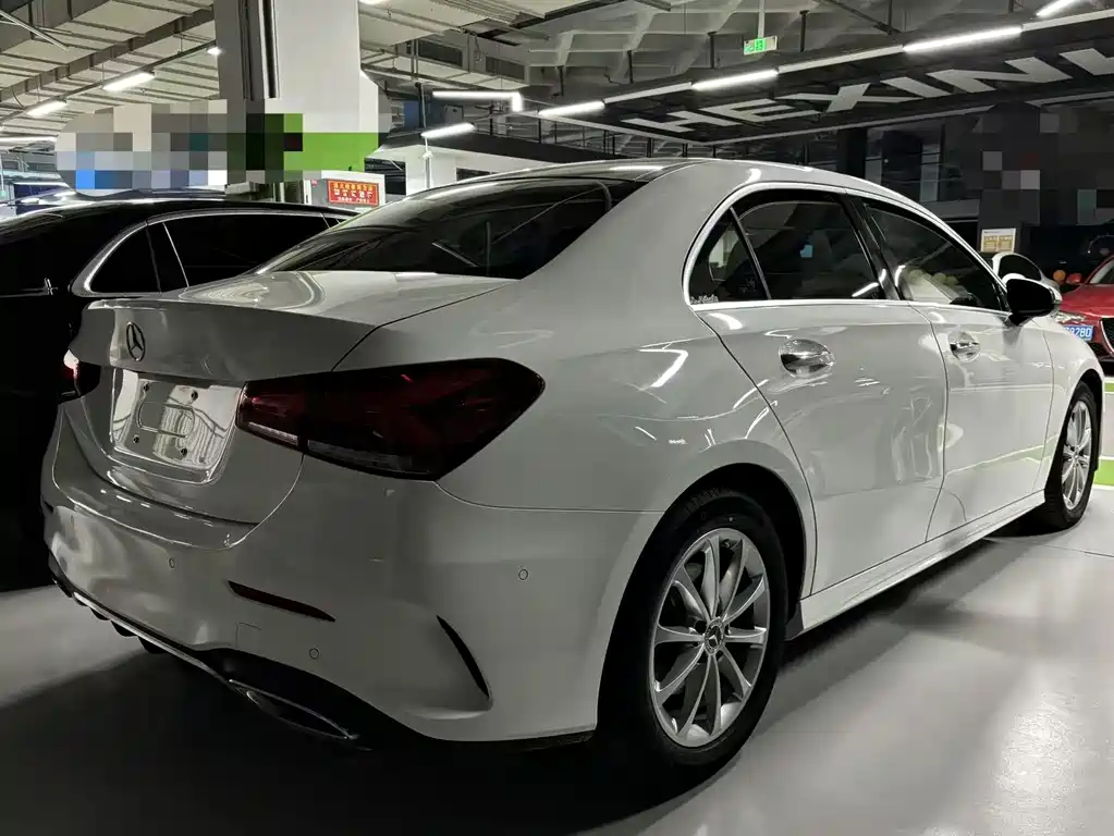 MERCEDES-BENZ A CLASS