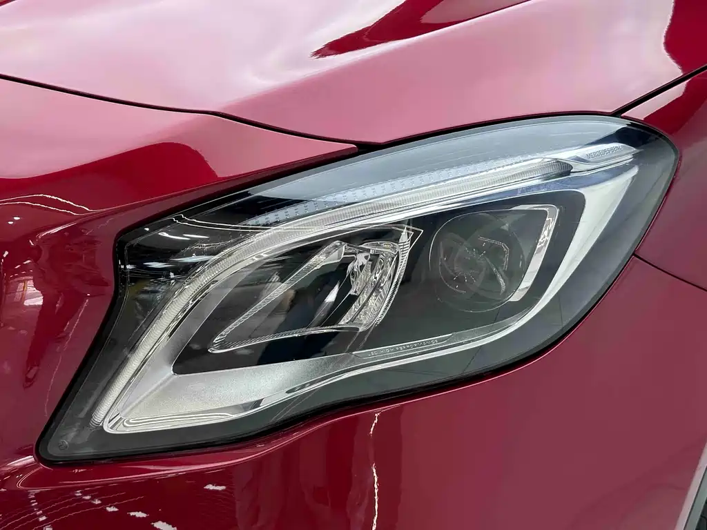 Mercedes-Benz GLA - фото 7