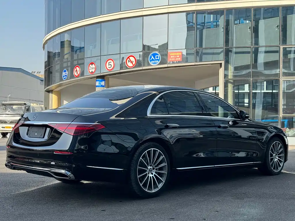 MERCEDES-BENZ S CLASS