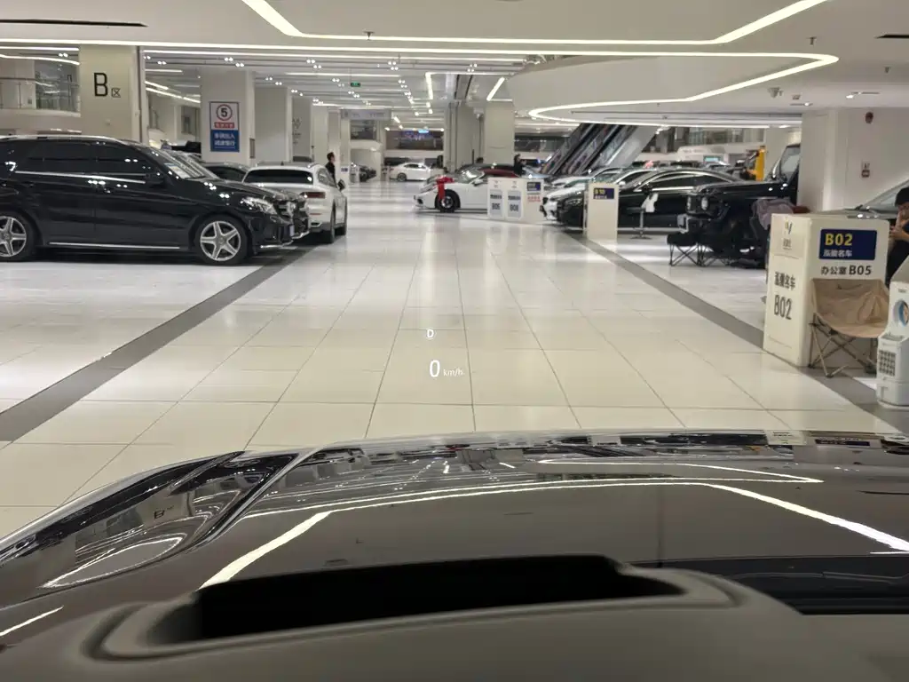 Land Rover Range Rover — миниатюра 25