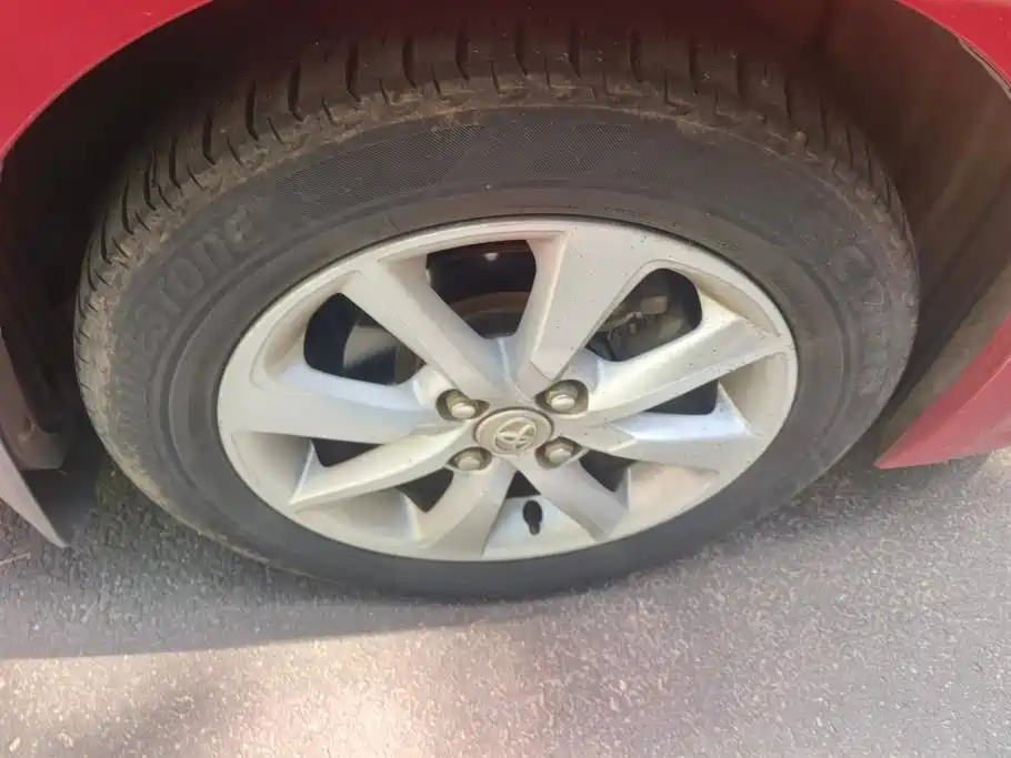 Toyota Yaris L — миниатюра 6