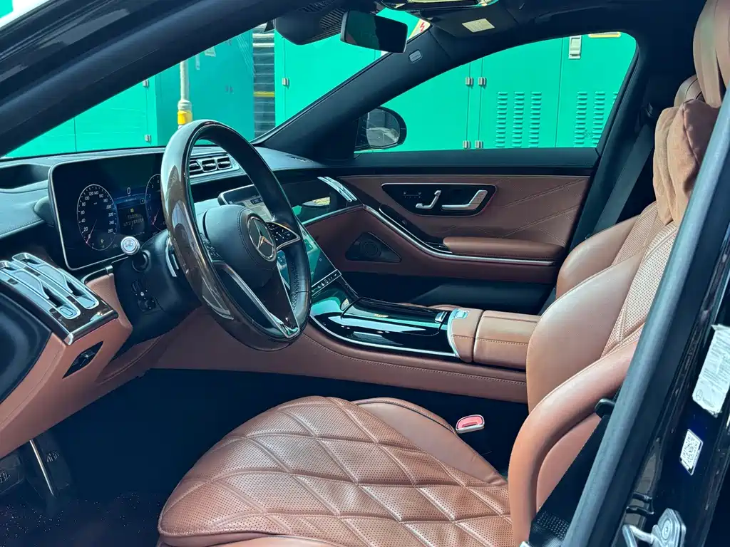 Mercedes-Benz S-Class — миниатюра 8