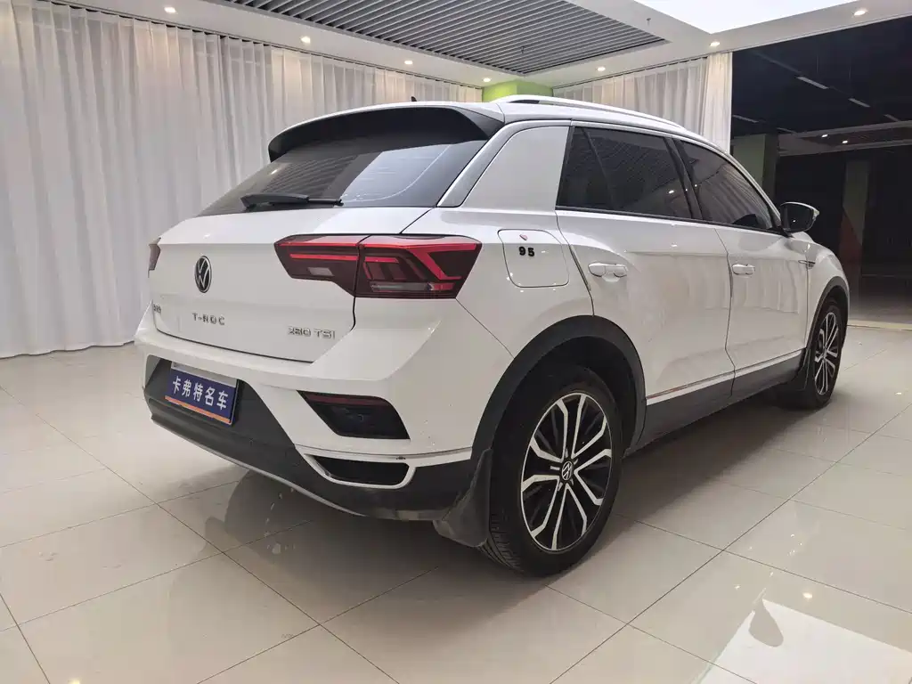 VOLKSWAGEN T ROC EXPLORING SONGS