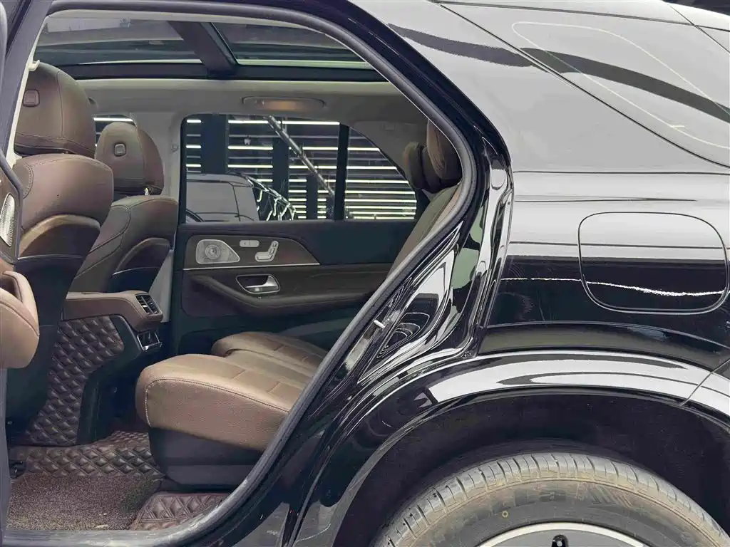 Mercedes-Benz GLE New Energy — миниатюра 9