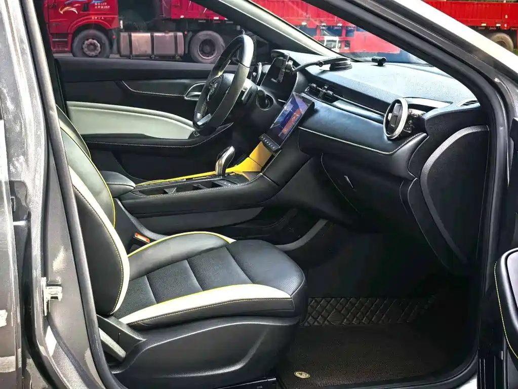 MG MG6 — миниатюра 10