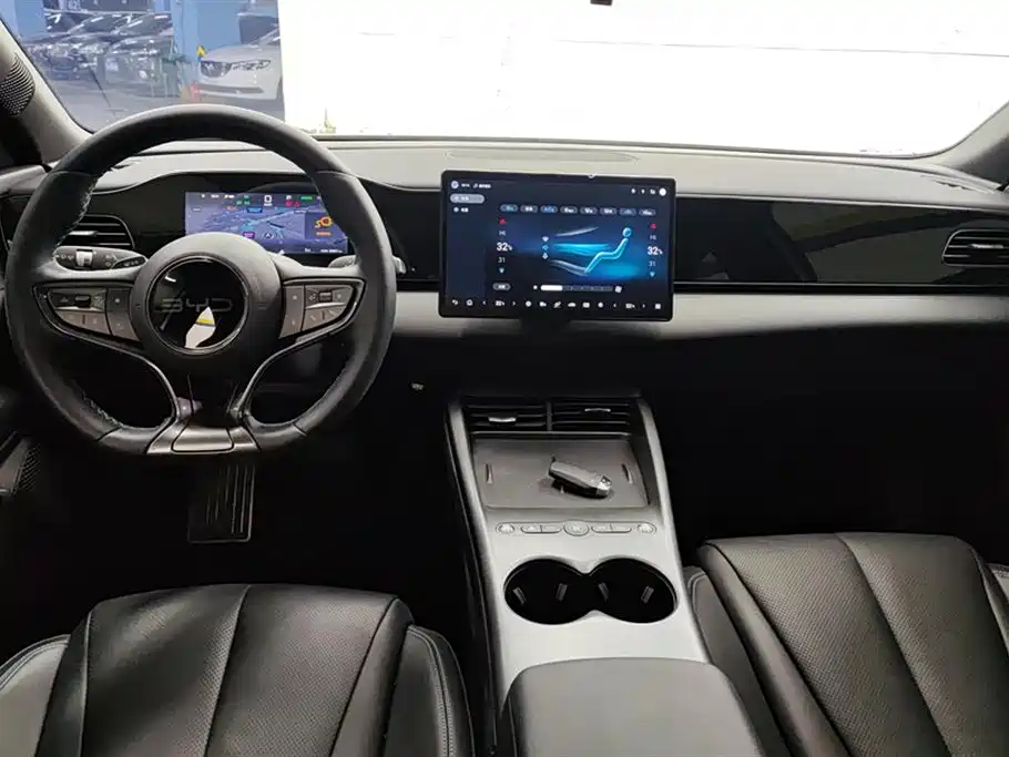 BYD SEAL 06 NEW ENERGY