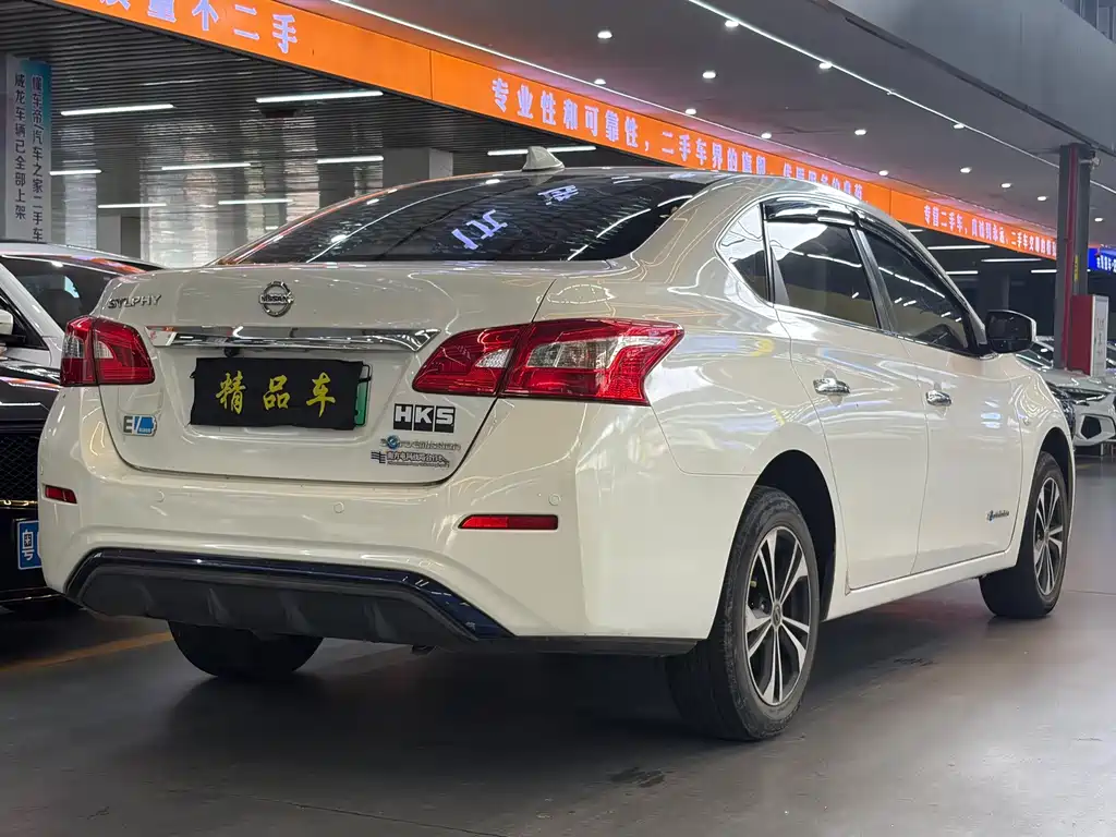 Nissan Sylphy EV — миниатюра 9