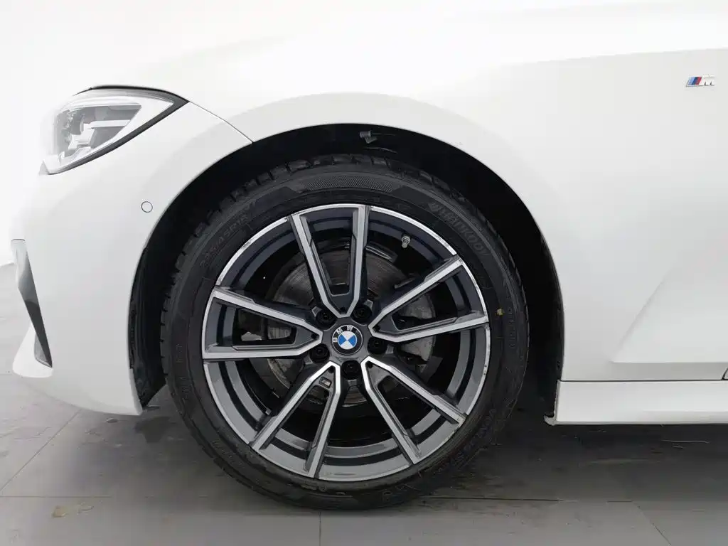 BMW 3 Series — миниатюра 17