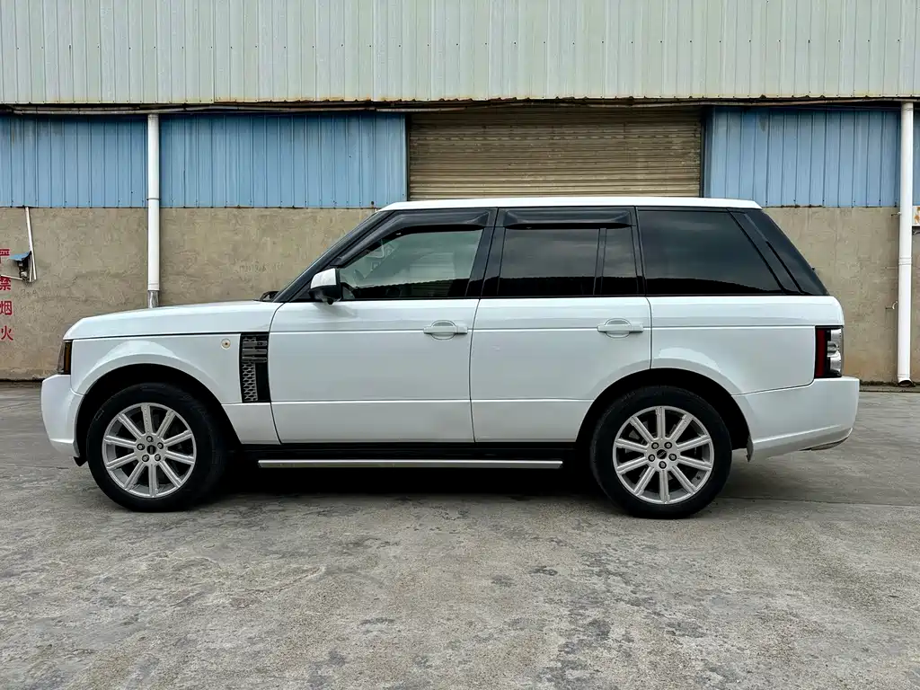 Land Rover Range Rover — миниатюра 4