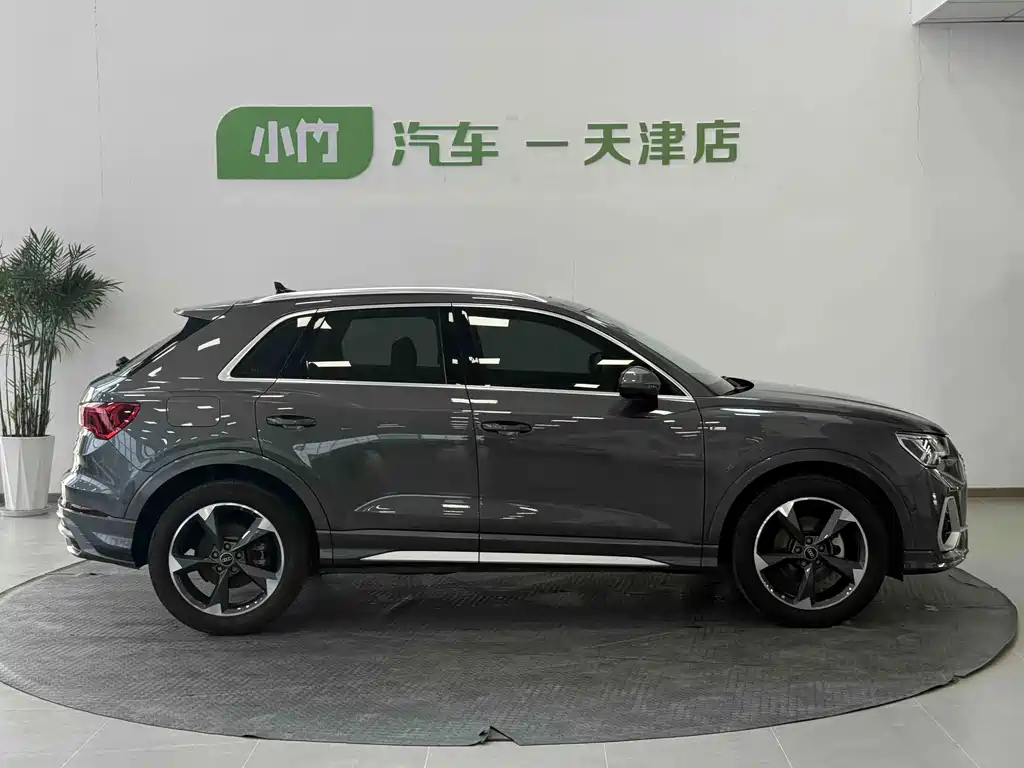 Audi Q3 — миниатюра 9
