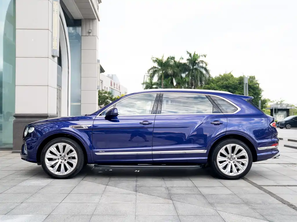 Bentley Bentayga — миниатюра 17