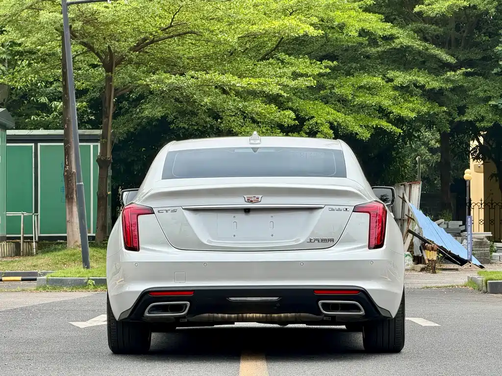 Cadillac CT5 — миниатюра 7