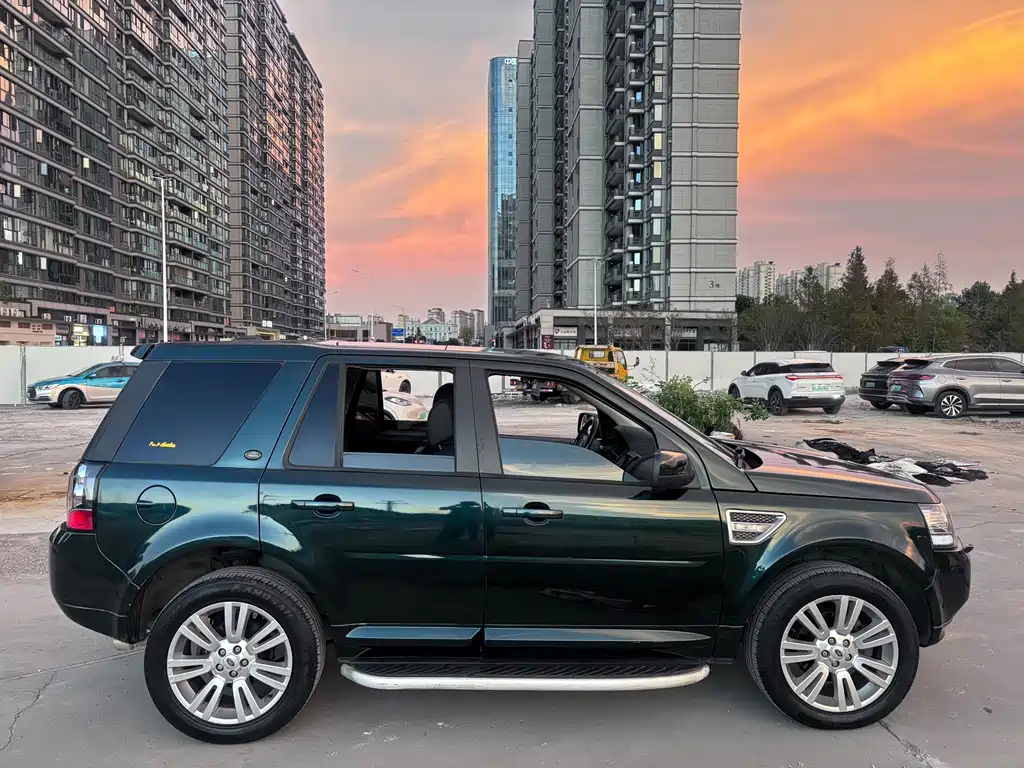 Land Rover Freelander 2 — миниатюра 8