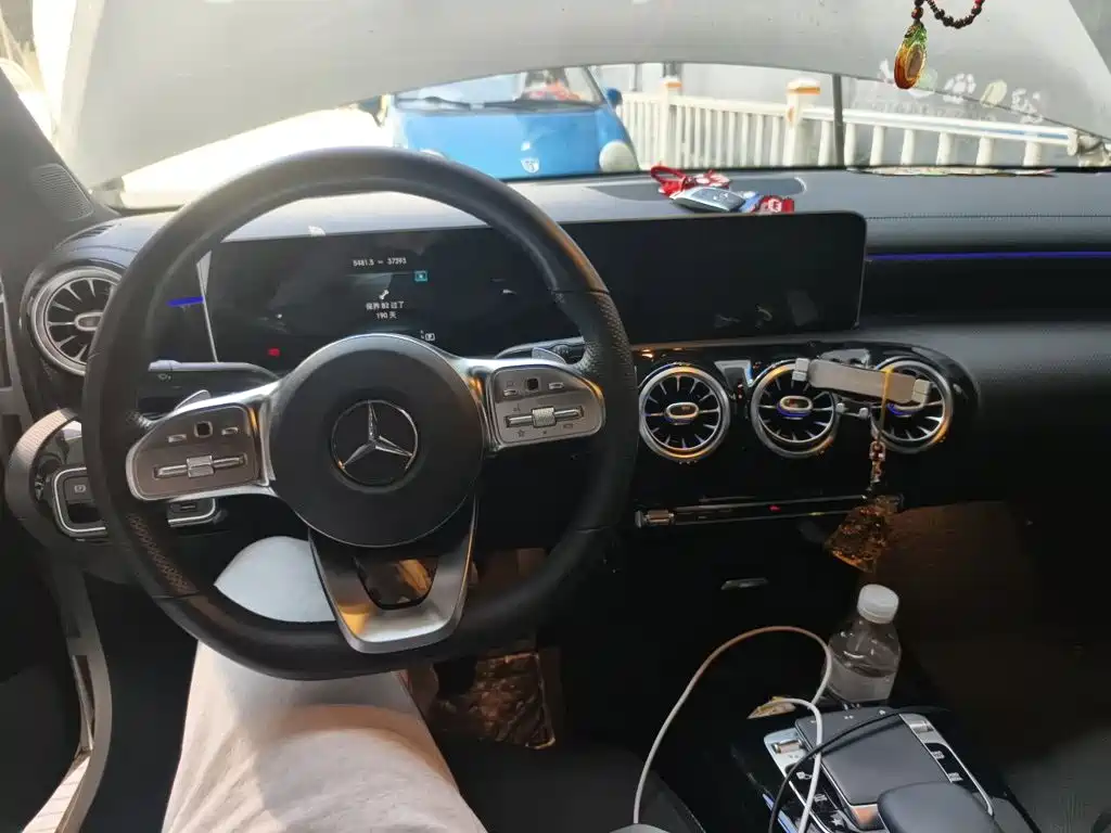 Mercedes-Benz A-Class — миниатюра 9