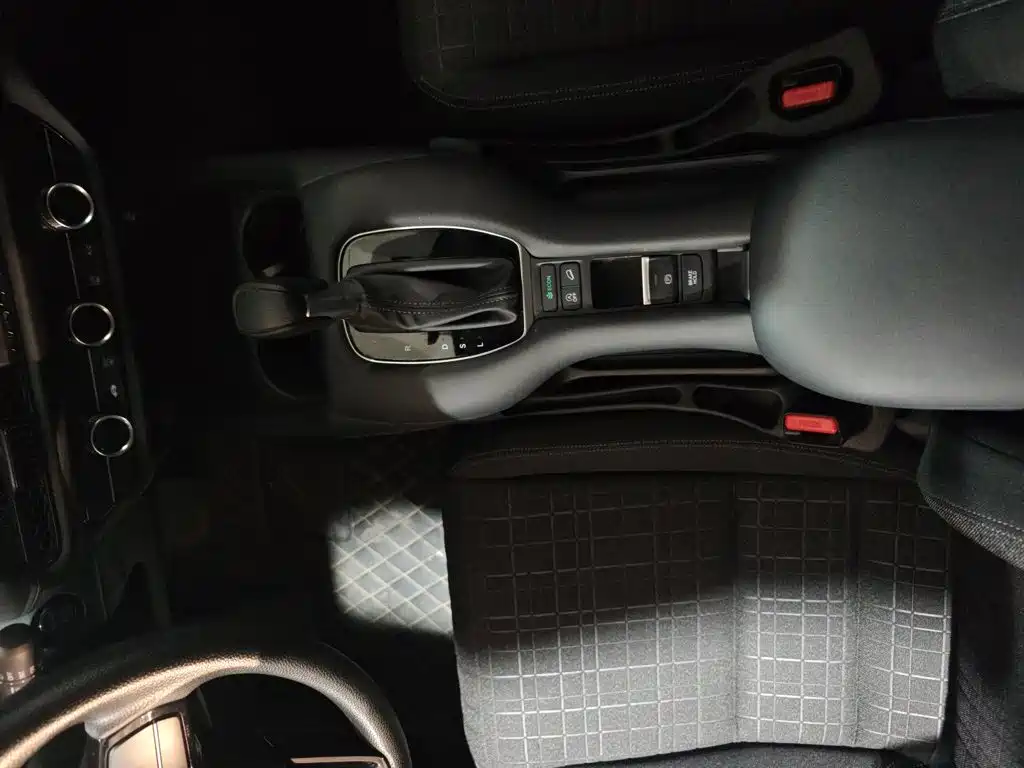 Honda ZR-V — миниатюра 8