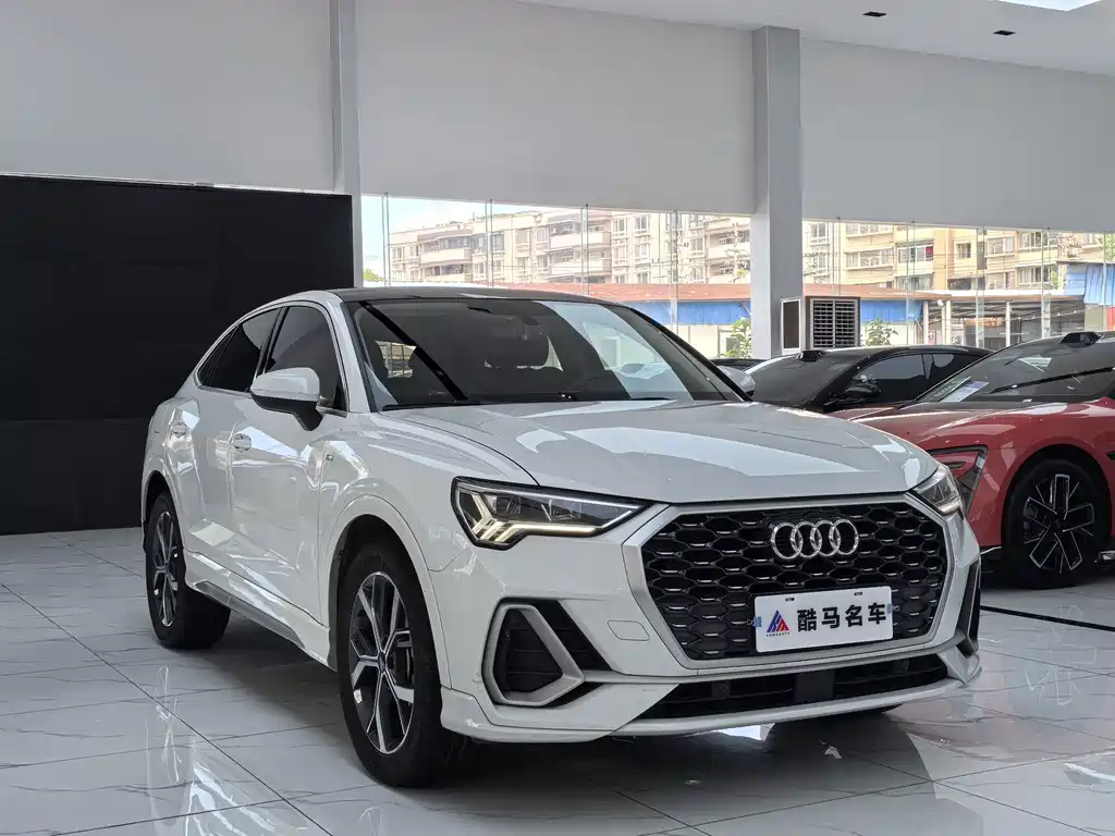 Audi Q3 Sportback — миниатюра 3
