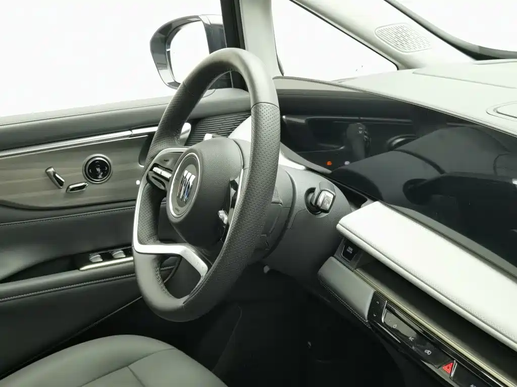 Buick GL8 Hybrid — миниатюра 22