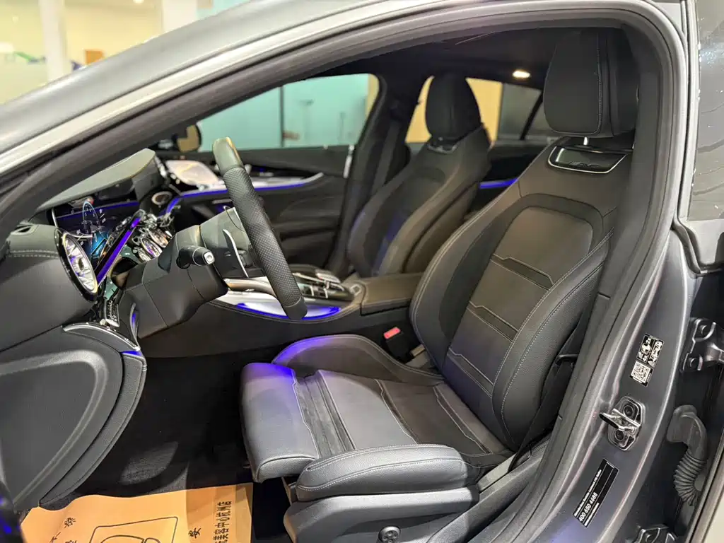 MERCEDES-BENZ AMG GT