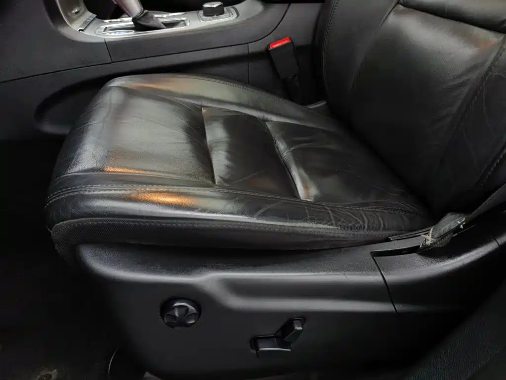 Jeep Grand Cherokee (Import) — миниатюра 20