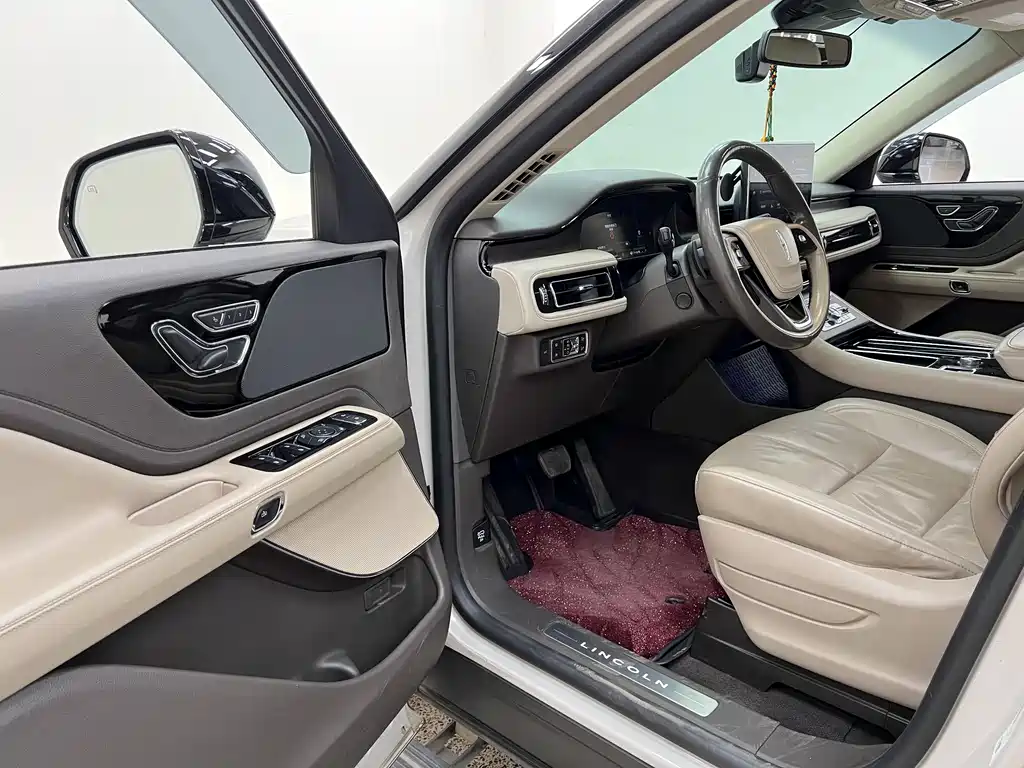 Lincoln Aviator 3.0T V6 4WD Premium Edition, фото 13
