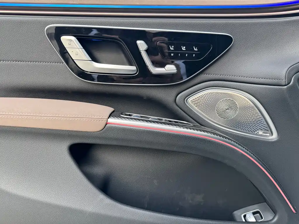 MERCEDES-BENZ EQS AMG