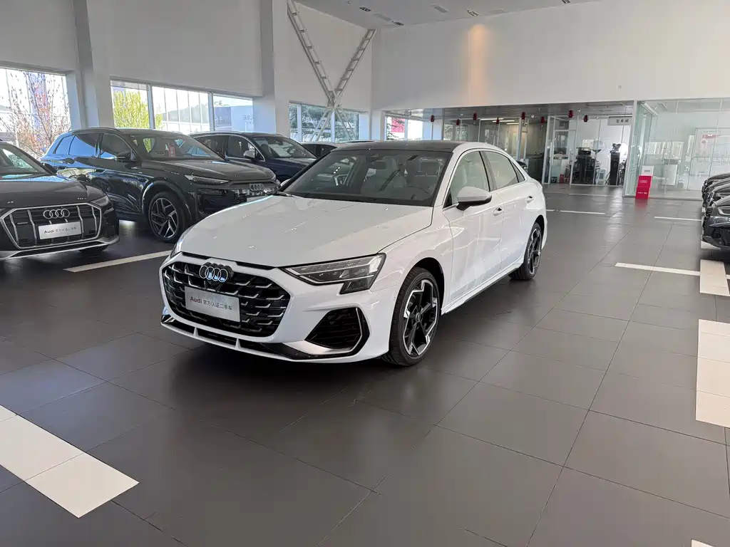Audi A3 2025 A3L Limousine 35TFSI Premium + Luxury