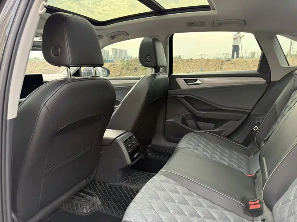 Volkswagen Sagitar — миниатюра 14