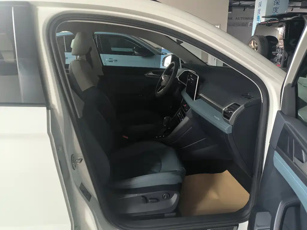 Volkswagen Tharu — миниатюра 11