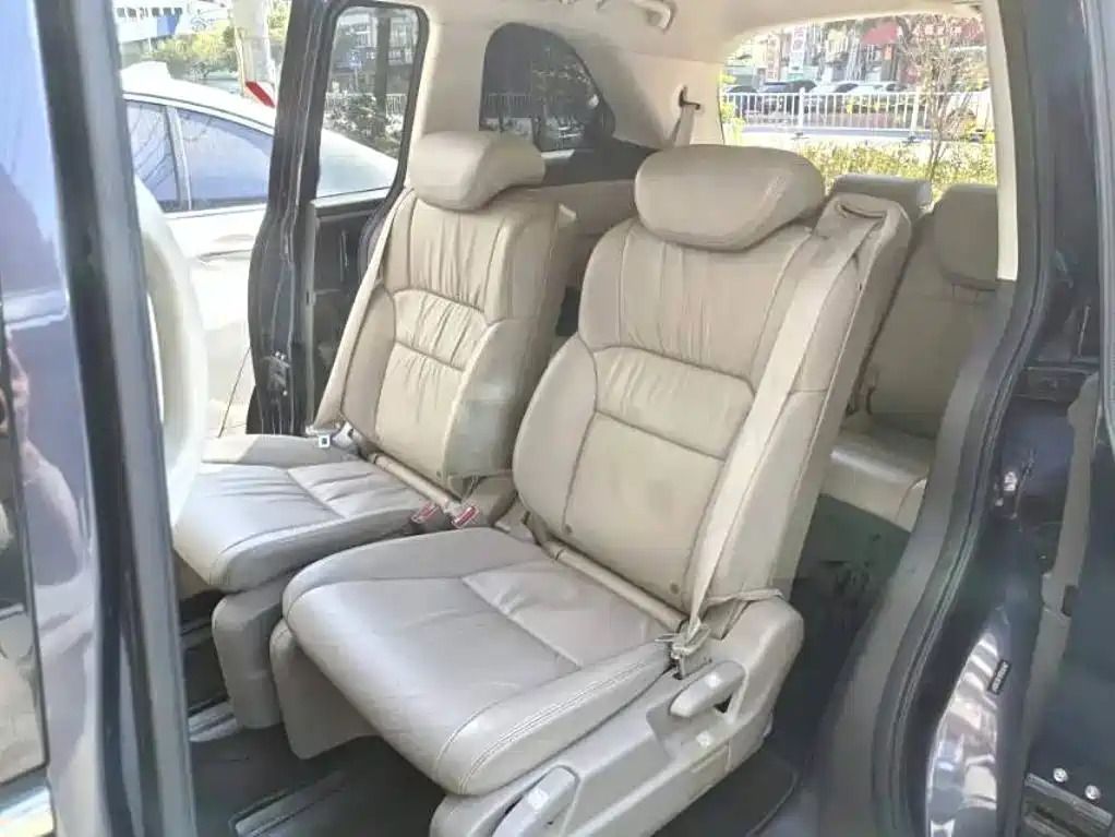 Honda Odyssey — миниатюра 5
