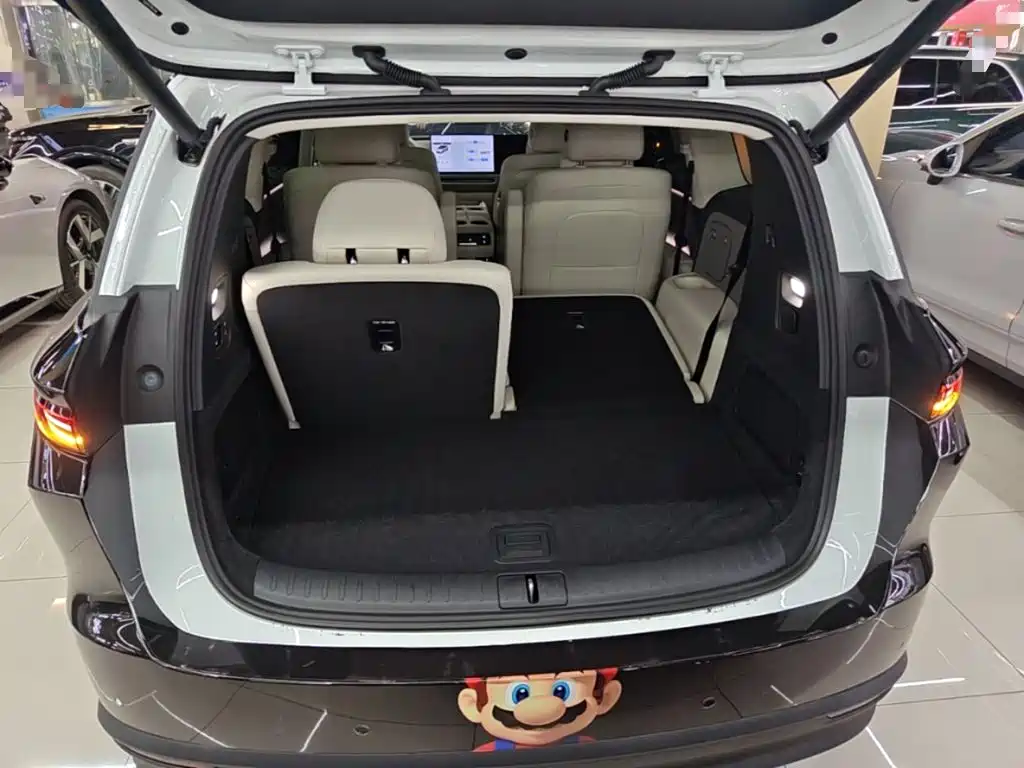 Li Auto Li i8 — миниатюра 19
