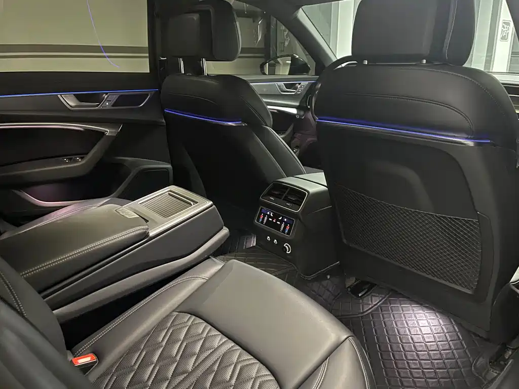 Audi A6L — миниатюра 21