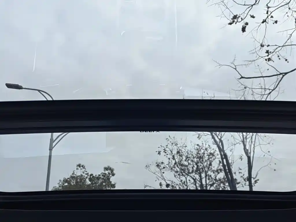 GEELY AUTOMOBILE XINGRUI