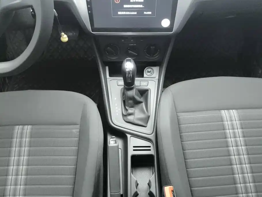 Volkswagen Lavida — миниатюра 15
