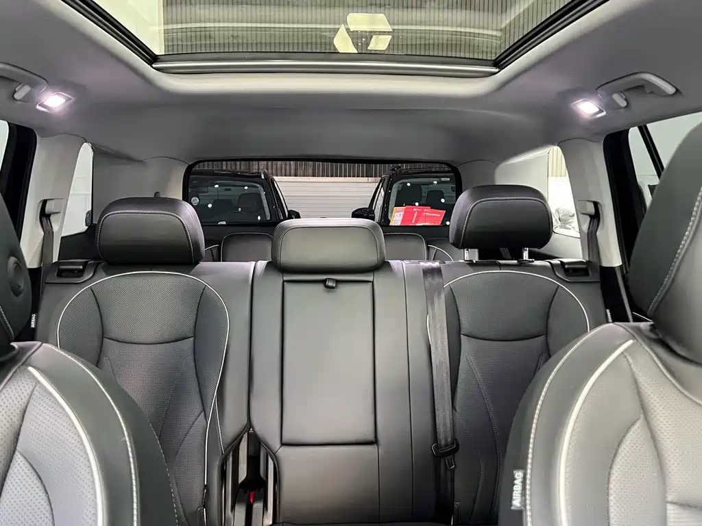 Volkswagen Teramont — миниатюра 9