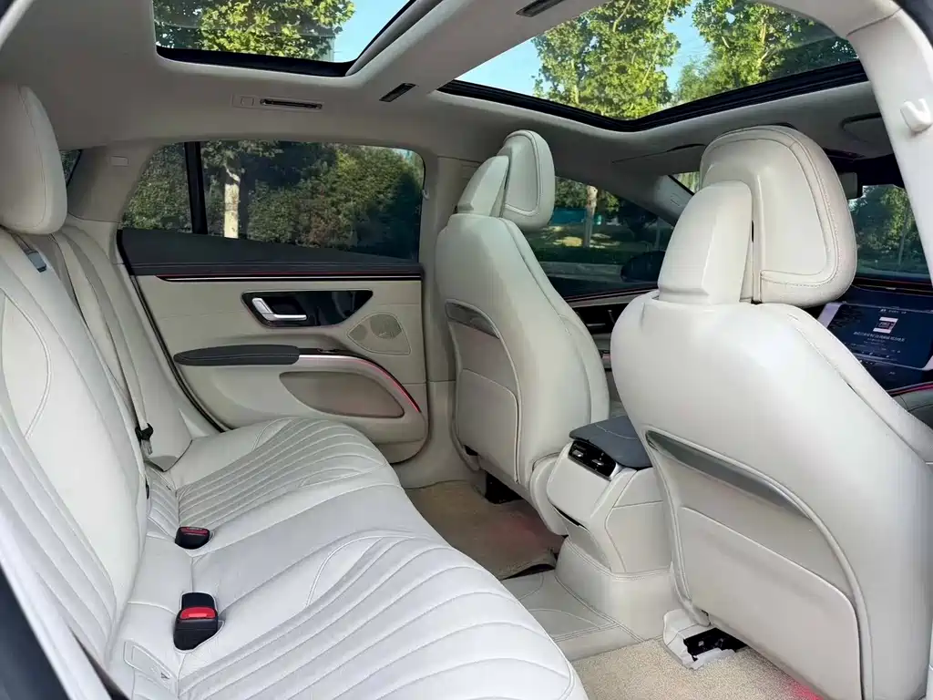 Mercedes-Benz EQS — миниатюра 6