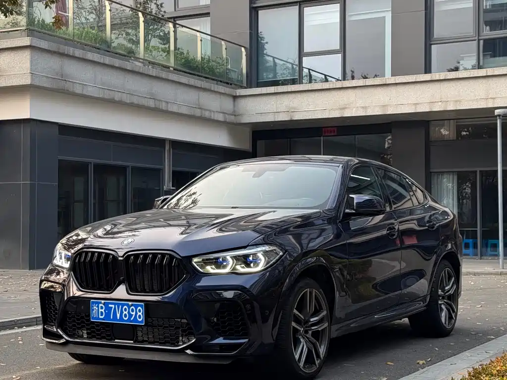 BMW X6 M