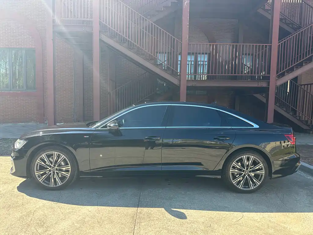 Audi A6L — миниатюра 8