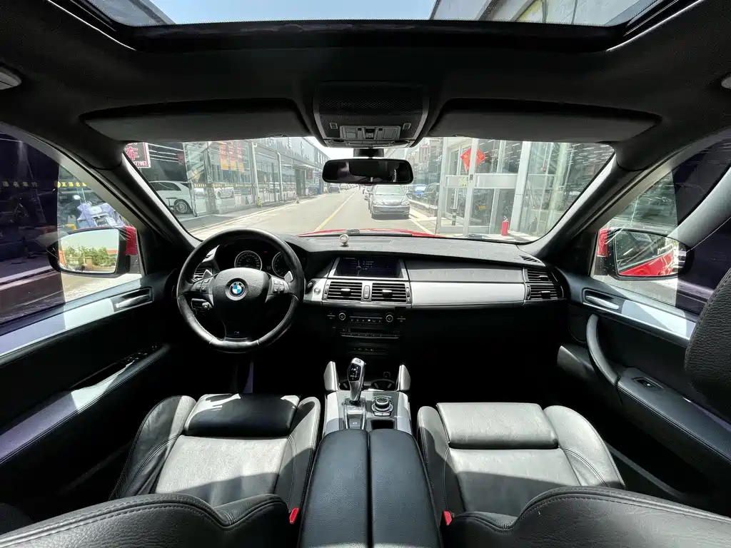 BMW X5 (Import) — миниатюра 9