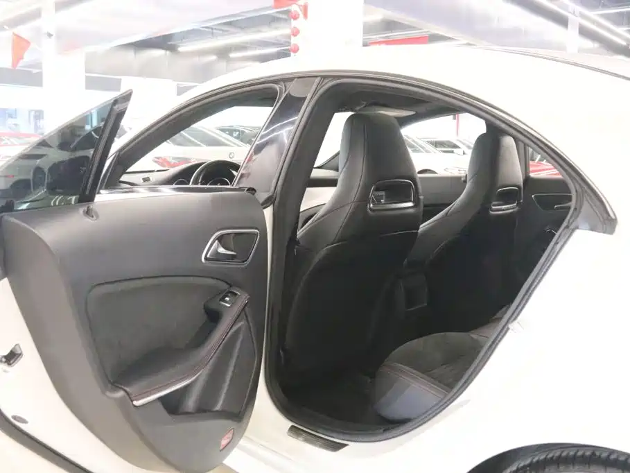 Mercedes-Benz CLA (Import) — миниатюра 13