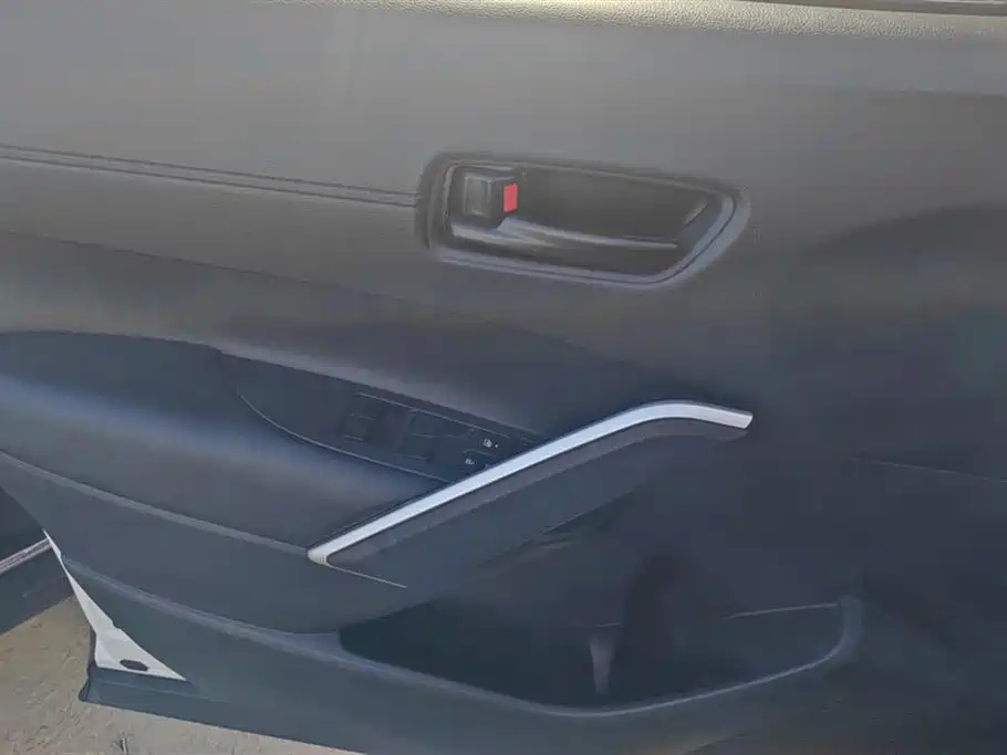 TOYOTA COROLLA SHARP AMPLIFIER