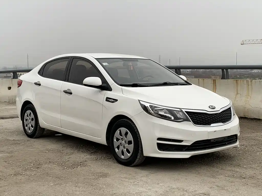 KIA K2