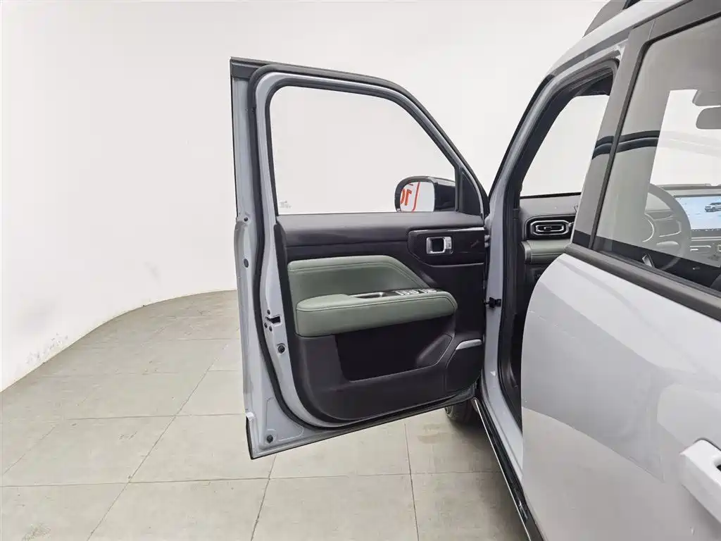 BAOJUN YUE ALSO PLUS