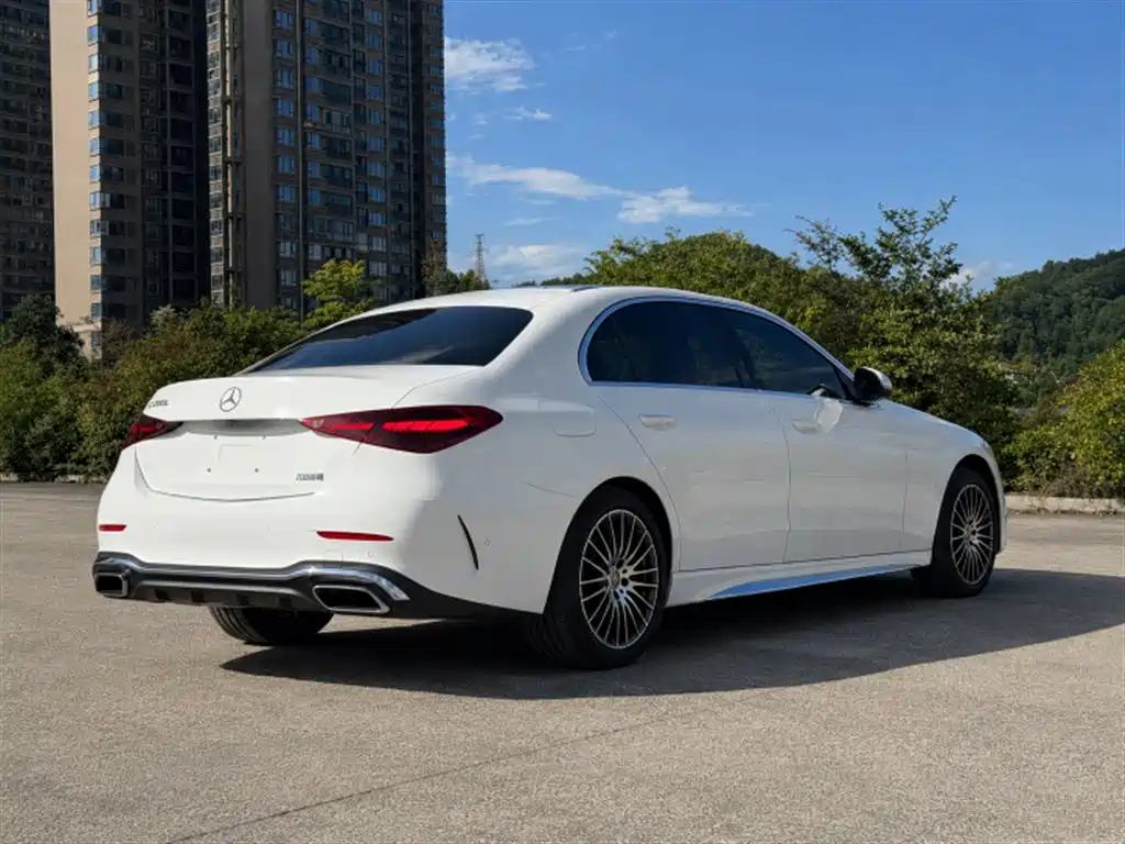 Mercedes-Benz C-Class — миниатюра 4