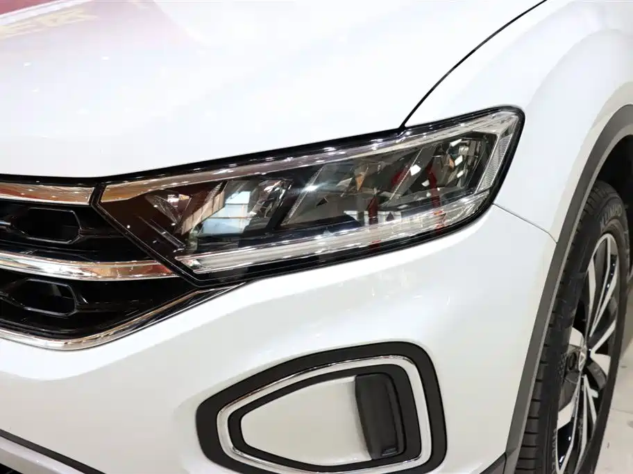 VOLKSWAGEN T ROC EXPLORING SONGS