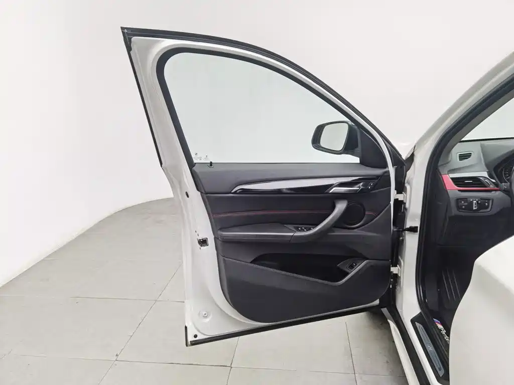 BMW X1 — миниатюра 8